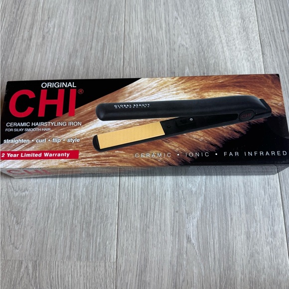 CHI Original Ceramic Hairstyling Iron - Picture 1 of 4